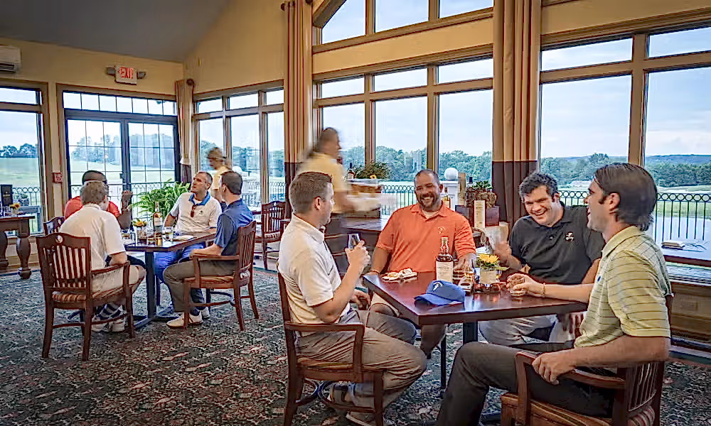 Owen's Pub Indoor Dining